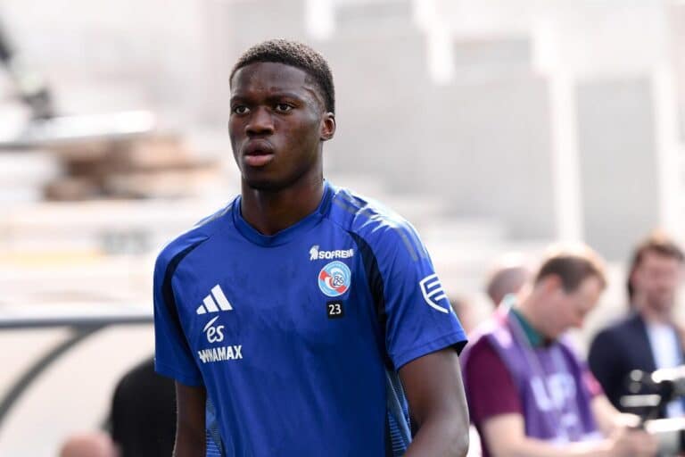 Chelsea Kejutkan Bursa Transfer Bek Muda Prancis Merapat